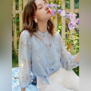 Petite Studio Florence Blouse in Sky Blue XS